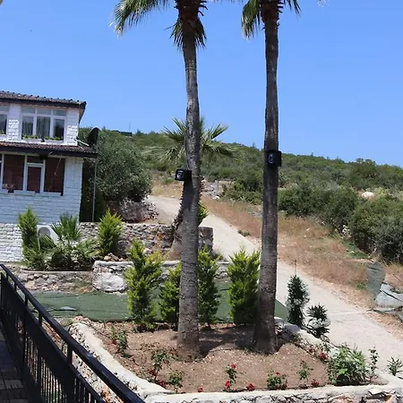 Liebeshotel Millionswood Çeşme
