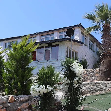 Liebeshotel Millionswood Çeşme